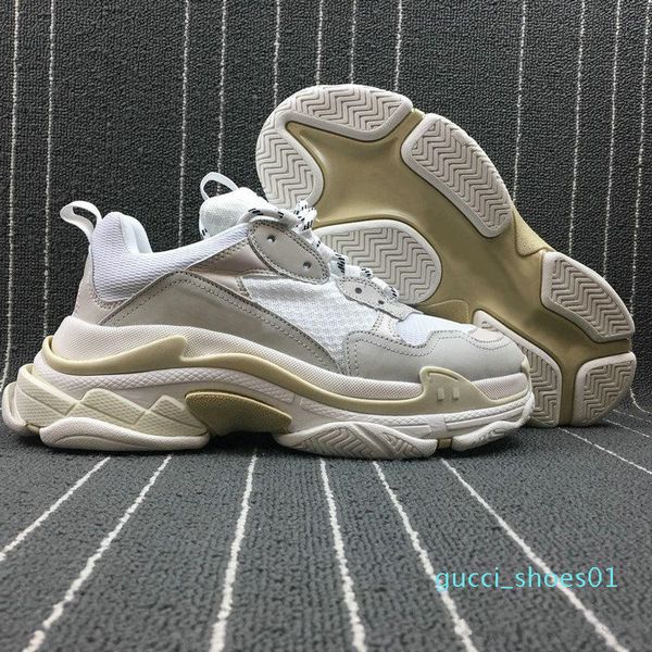 2019 fashion paris triple-s black designer shoes black low platform sneakers triple mens women designer casual sports trainers zapatos g01
2019 fashion paris triple-s black designer shoes black low platform sneakers triple mens women designer casual sports trainers zapatos g01