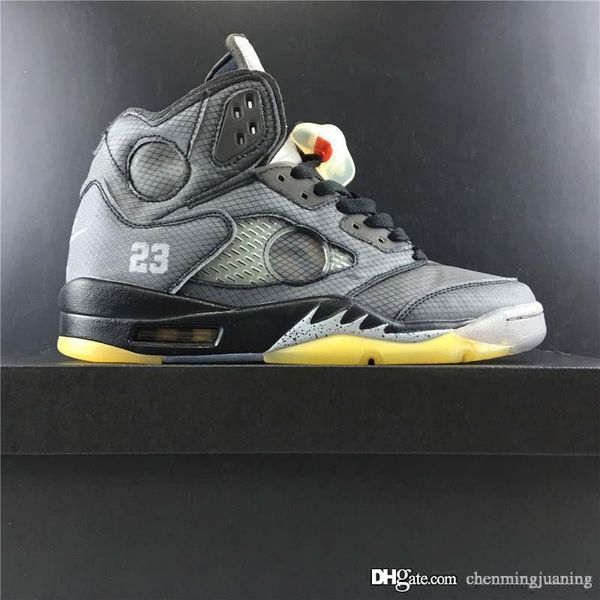 jumpman off air white 5 men basketball shoes black muslin textile mesh upper 3m reflective retro sports sneakers ct8480-001 with box
jumpman off air white 5 men basketball shoes black muslin textile mesh upper 3m reflective retro sports sneakers ct8480-001 with box