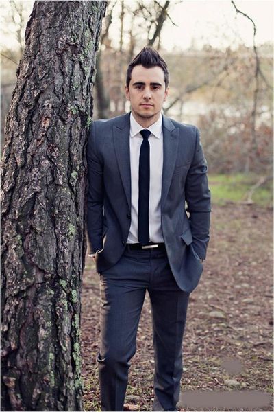 new arrival gray wedding tuxedos slim fit suits for men jacket and pants groom suit two pieces prom suits with tie, Black;gray
new arrival gray wedding tuxedos slim fit suits for men jacket and pants groom suit two pieces prom suits with tie, Black;gray
