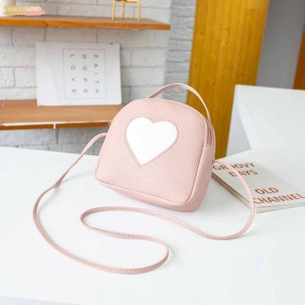 2020fashion pu small shoulder messenger bag women heart handbags simple style crossbody bag girls casual mobile phone pockets hy
2020fashion pu small shoulder messenger bag women heart handbags simple style crossbody bag girls casual mobile phone pockets hy