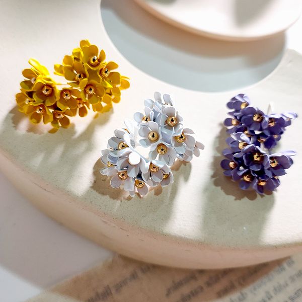 new fashionable sweet little daisy metal elegant multi-layer flower women drop earrings, Silver
new fashionable sweet little daisy metal elegant multi-layer flower women drop earrings, Silver