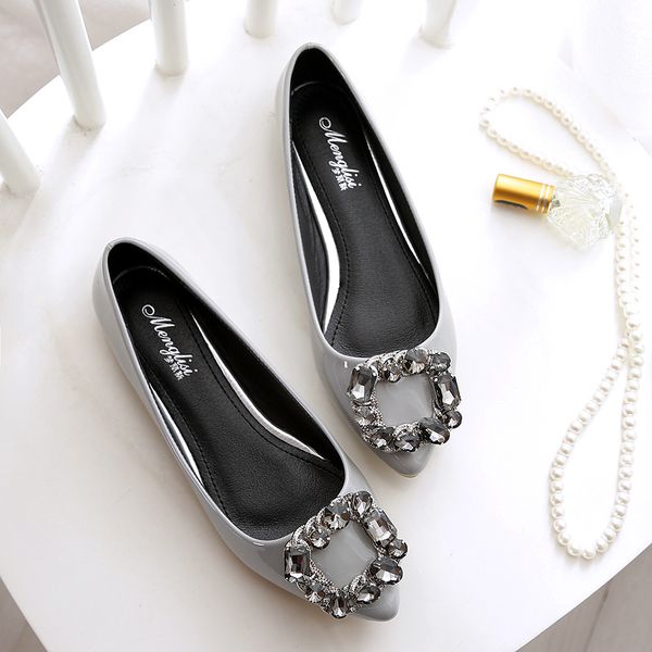 2020 new women flats casual shoes leather fashion pointed toe crystal diamond metal square buckle big size; 33-45 women's shoes, Black
2020 new women flats casual shoes leather fashion pointed toe crystal diamond metal square buckle big size; 33-45 women's shoes, Black