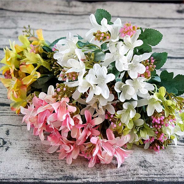 1 bundle silk lily painting artificial flowers for home wedding new year christmas vase decora accessories fake narcissus
1 bundle silk lily painting artificial flowers for home wedding new year christmas vase decora accessories fake narcissus