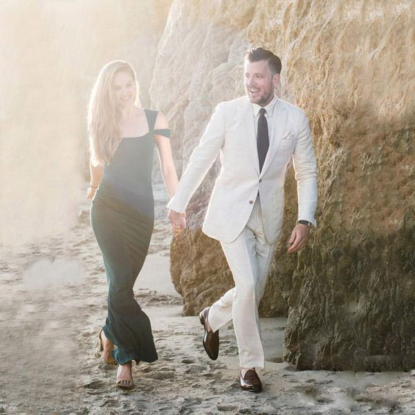 custom made white two pieces men's tuxedos 2 buttons trim fit notched lapel wedding suits for mens bridegroom blazer pant, Black;gray
custom made white two pieces men's tuxedos 2 buttons trim fit notched lapel wedding suits for mens bridegroom blazer pant, Black;gray