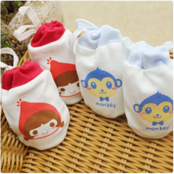 1 pairs baby anti scratching gloves breathable anti scratch mittens newborn protection air permeability child adjustable mittens, White
1 pairs baby anti scratching gloves breathable anti scratch mittens newborn protection air permeability child adjustable mittens, White