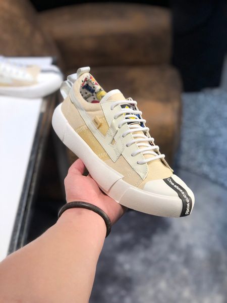 in 2020 spring autumn men leisure shoes luxury designer fashion sneakers shoes white black genuine leather comfortable
in 2020 spring autumn men leisure shoes luxury designer fashion sneakers shoes white black genuine leather comfortable