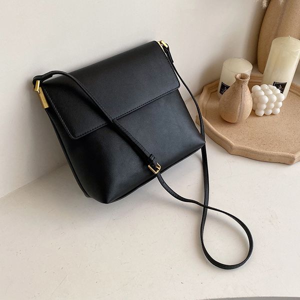 fashion women leather bag crossbody lady simple messenger shoulder bag female small square package
fashion women leather bag crossbody lady simple messenger shoulder bag female small square package