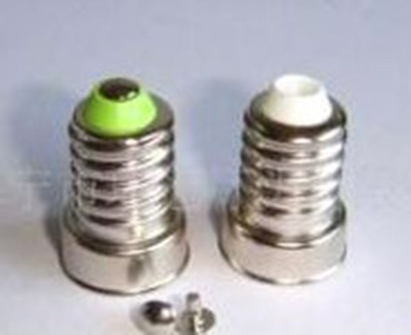 E14 Iron Nickel Plating Lamp Holder E14 Solderless Lamp Base Green and White Send at Random
E14 Iron Nickel Plating Lamp Holder E14 Solderless Lamp Base Green and White Send at Random