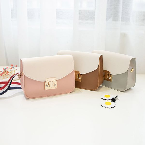 small bag 2020 korea style women bag messenger shoulder multicolour lesure purse 
small bag 2020 korea style women bag messenger shoulder multicolour lesure purse
