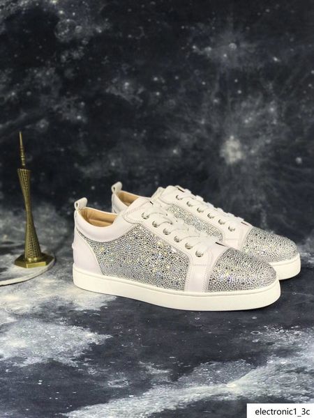 mens womens casual shoes personality trainer red bottom walking outdoor strass white,black mujer 06fashion sports walking tenis
mens womens casual shoes personality trainer red bottom walking outdoor strass white,black mujer 06fashion sports walking tenis