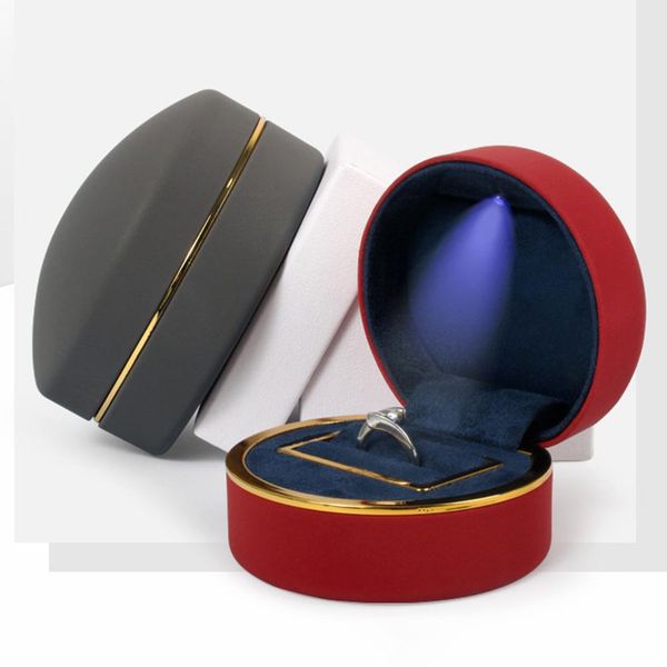quality gift box jewelry packaging box faux leathe led light wedding engagement ring jewelry display storage case accessorie, Blue;slivery
quality gift box jewelry packaging box faux leathe led light wedding engagement ring jewelry display storage case accessorie, Blue;slivery
