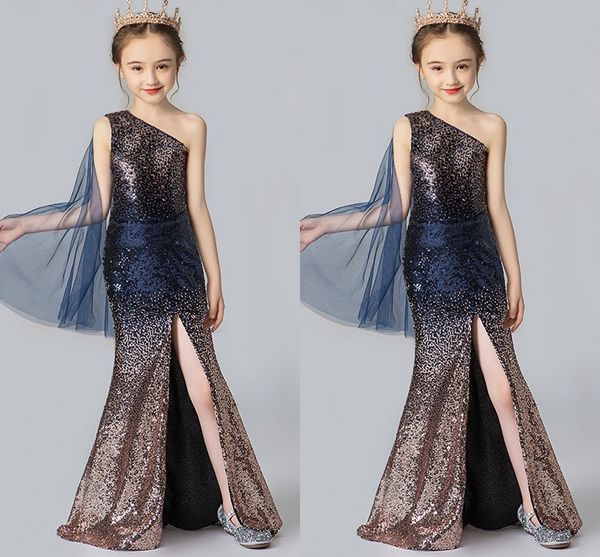bling bling sequined ombra flower girls dresses for wedding juniors gradient bridesmaid dresses mermaid one shoulder side slit prom dress, White;blue
bling bling sequined ombra flower girls dresses for wedding juniors gradient bridesmaid dresses mermaid one shoulder side slit prom dress, White;blue