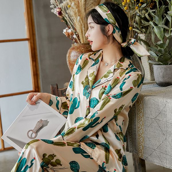 two piece printed long sleeve sleepwear set womens silk satin pajamas sets autumn female sleep loungewear fashion pyjamas suit, Black;red
two piece printed long sleeve sleepwear set womens silk satin pajamas sets autumn female sleep loungewear fashion pyjamas suit, Black;red