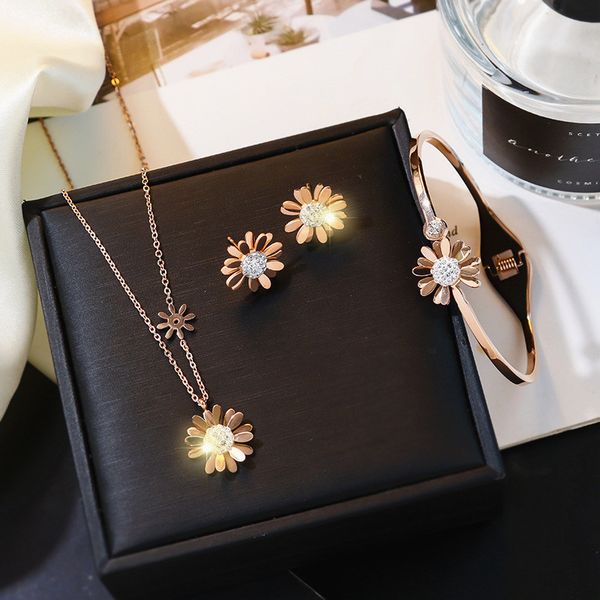classic daisy flower titanium steel choker necklace and stud earrings for women girls korean fashion jewelry gold color, Silver
classic daisy flower titanium steel choker necklace and stud earrings for women girls korean fashion jewelry gold color, Silver