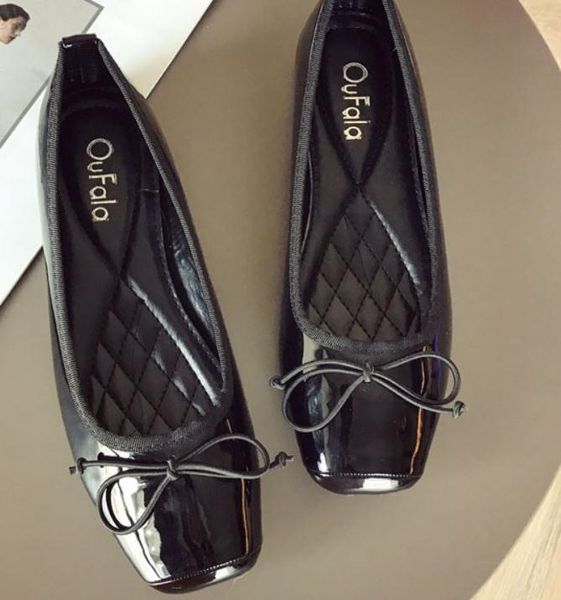 2019 bowknot women's shoes in spring and autumn with new style flat bottom square head @189, Black
2019 bowknot women's shoes in spring and autumn with new style flat bottom square head @189, Black