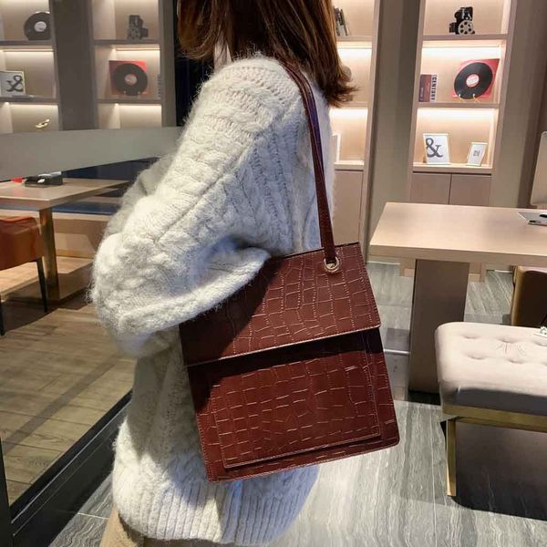 women's stone pattern shoulder bag fashion wild tote bag new simple briefcase shoulder messenger lady quality handbag
women's stone pattern shoulder bag fashion wild tote bag new simple briefcase shoulder messenger lady quality handbag