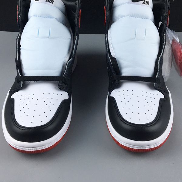 air 1 high og satin black toe cd0461-016 1s i kicks women men basketball sports shoes sneakers trainers with original box, Black;white
air 1 high og satin black toe cd0461-016 1s i kicks women men basketball sports shoes sneakers trainers with original box, Black;white