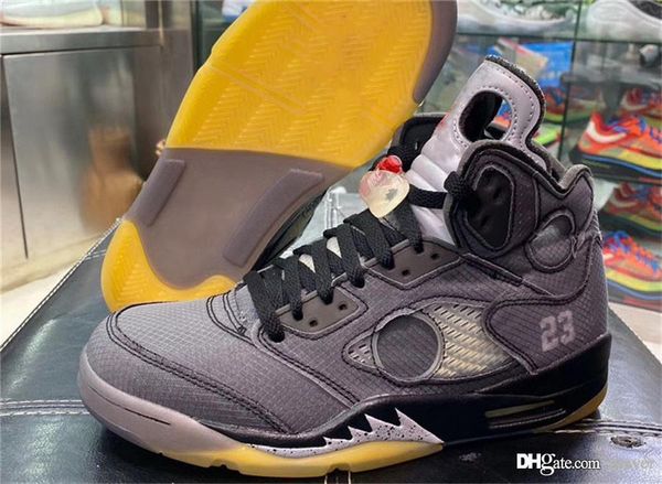 authentic off air 5 high og retro 23 white black muslin fire red basketball shoes men 3m 30th sneakers ct8480-001 with original box 7-13
authentic off air 5 high og retro 23 white black muslin fire red basketball shoes men 3m 30th sneakers ct8480-001 with original box 7-13