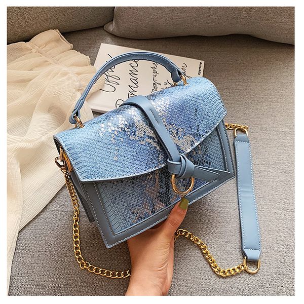 2020 women's chian shoulder bags new casual serpentine quality leather square bags for women pu snake pattern messenger bag
2020 women's chian shoulder bags new casual serpentine quality leather square bags for women pu snake pattern messenger bag