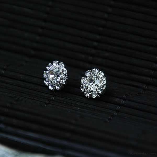 Fashion Round Perfect Cut Cubic Zirconia Crystal Earring Shiny Metal Stud Earrings For Women Jewelry Accessories E0105
Fashion Round Perfect Cut Cubic Zirconia Crystal Earring Shiny Metal Stud Earrings For Women Jewelry Accessories E0105