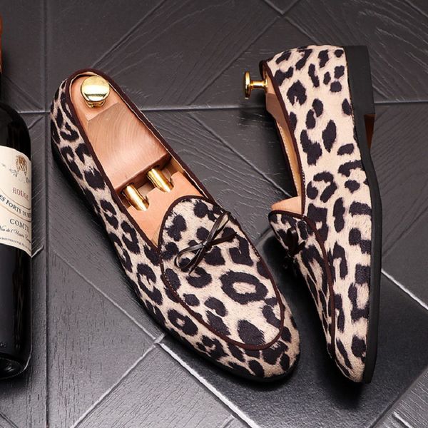 errfc fashion british men casual loafer shoes leopard pattern designer slip on flock trending leisure flat zapatos size 38-43, Black
errfc fashion british men casual loafer shoes leopard pattern designer slip on flock trending leisure flat zapatos size 38-43, Black