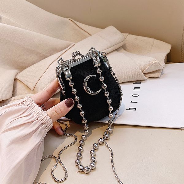 2020 new shoulder bag women's casual fashion korean version of the mini bag lady chain crossbody
2020 new shoulder bag women's casual fashion korean version of the mini bag lady chain crossbody