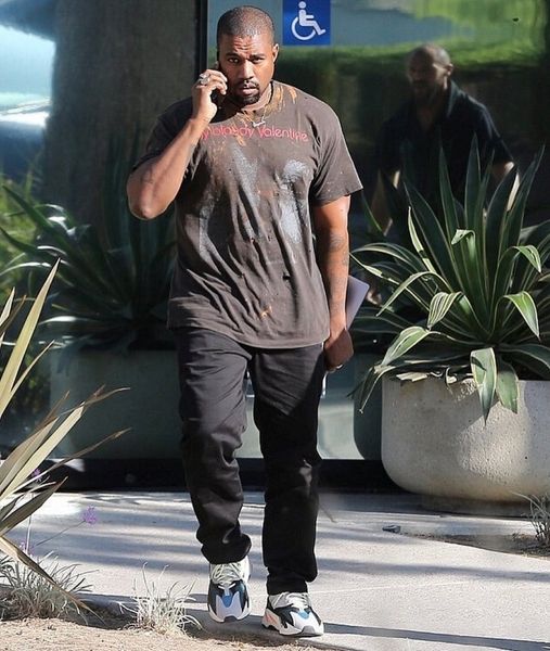 новая волна runner kanye west сиреневый соль mens женщин athletic верхнего качества спорта бег кроссовки дизайнерские туфли с
новая волна runner kanye west сиреневый соль mens женщин athletic верхнего качества спорта бег кроссовки дизайнерские туфли с