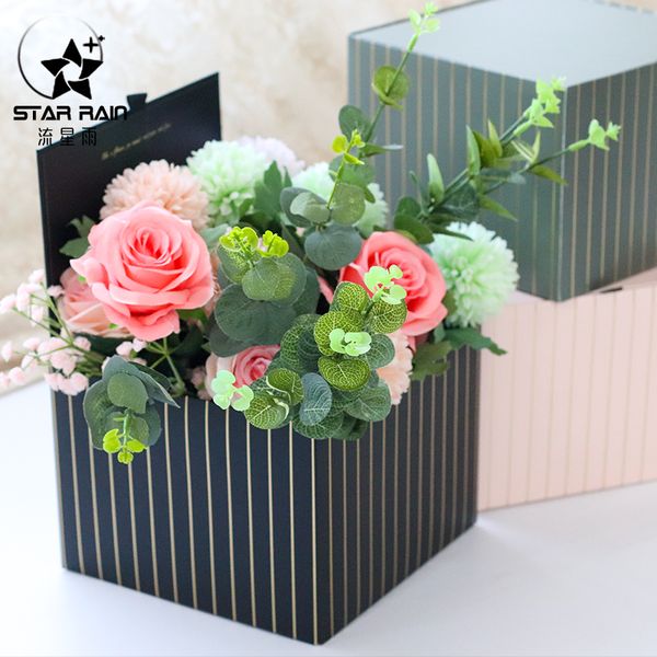 korean foldable square flower boxes flower bouquet paper box foloral hug bucket florist gift packaging box wedding party decor
korean foldable square flower boxes flower bouquet paper box foloral hug bucket florist gift packaging box wedding party decor