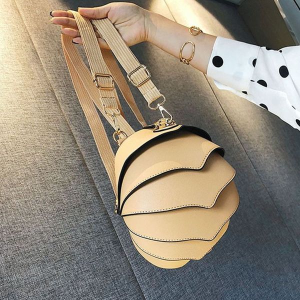 small backpack female personality new tide han edition joker his single shoulder bag fashion beetles satchel
small backpack female personality new tide han edition joker his single shoulder bag fashion beetles satchel
