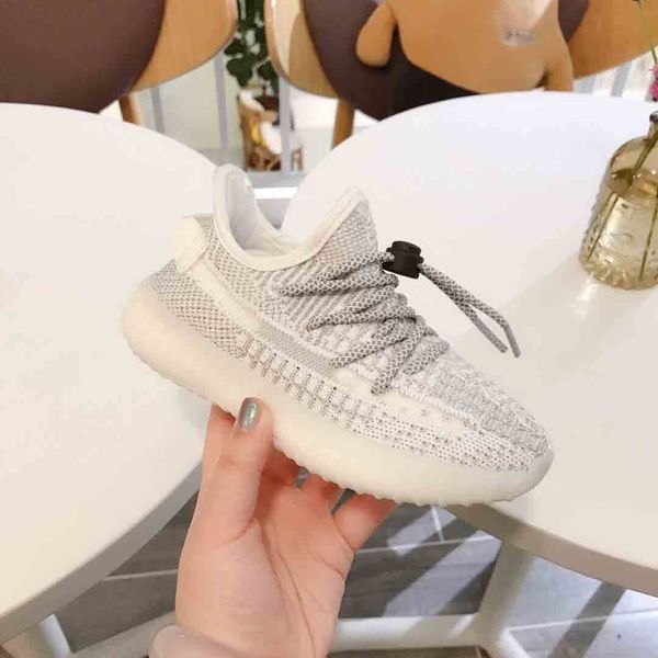 2019 new kids v2 3m reflective static running shoes kanye west fashion sport athletics sneakers size 27-37, Black
2019 new kids v2 3m reflective static running shoes kanye west fashion sport athletics sneakers size 27-37, Black