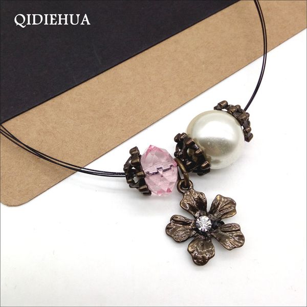 simple fashion flower pearl necklace antique bronze handmade steel wire necklace for women oktoberfest party jewerly gift, Golden;silver
simple fashion flower pearl necklace antique bronze handmade steel wire necklace for women oktoberfest party jewerly gift, Golden;silver
