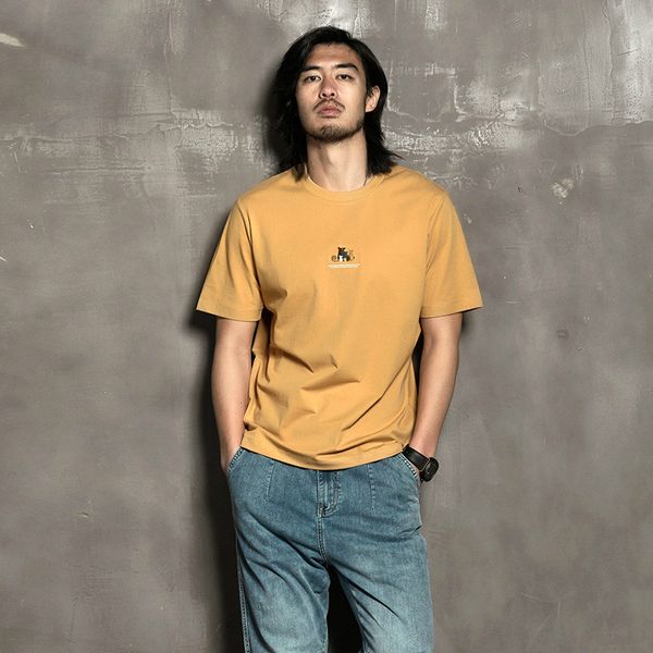new men's summert-shirt summer knit polyester cotton men's explosive style european and american street tide letter print round ne, White;black
new men's summert-shirt summer knit polyester cotton men's explosive style european and american street tide letter print round ne, White;black