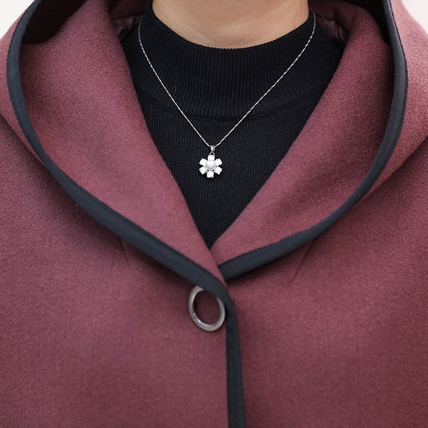 middle-aged coat women's 2018 new style nobility mom elegant autumn clothing fashion warm mid-length woolen winter, Black;white
middle-aged coat women's 2018 new style nobility mom elegant autumn clothing fashion warm mid-length woolen winter, Black;white