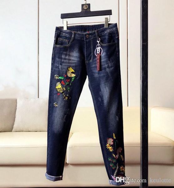 модные роскошные мужские дизайнерские джинсы мужские тонкие повседневные брюки жаворонок птица вышивка синий шить джинсы маленькие ноги кара, Blue
модные роскошные мужские дизайнерские джинсы мужские тонкие повседневные брюки жаворонок птица вышивка синий шить джинсы маленькие ноги кара, Blue