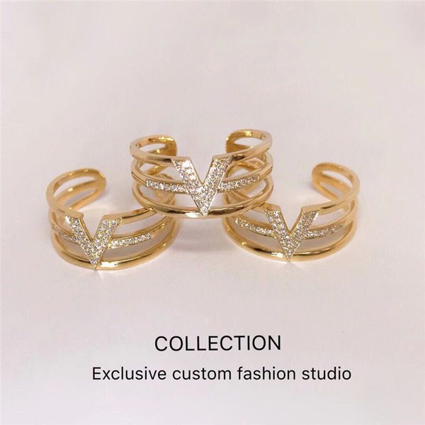 18k gold natural diamond ring fashionable modeling design and luxurious gift for women, Golden;silver
18k gold natural diamond ring fashionable modeling design and luxurious gift for women, Golden;silver