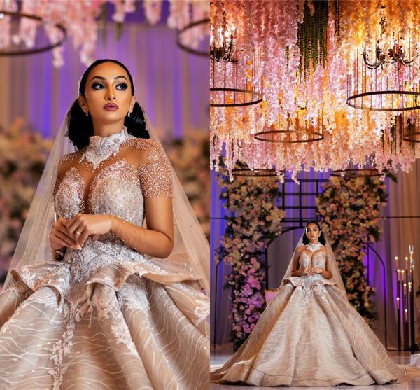 champagne luxury arabic dubai crystal beaded a-line wedding dress with detachable train corset plus size lace appliqued bridal gown, White
champagne luxury arabic dubai crystal beaded a-line wedding dress with detachable train corset plus size lace appliqued bridal gown, White