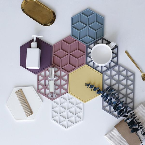 hexagon shape resistance place mat cup bowl pad mat table decoration placemat hollow dinning table mats silicone anti-slip heat
hexagon shape resistance place mat cup bowl pad mat table decoration placemat hollow dinning table mats silicone anti-slip heat