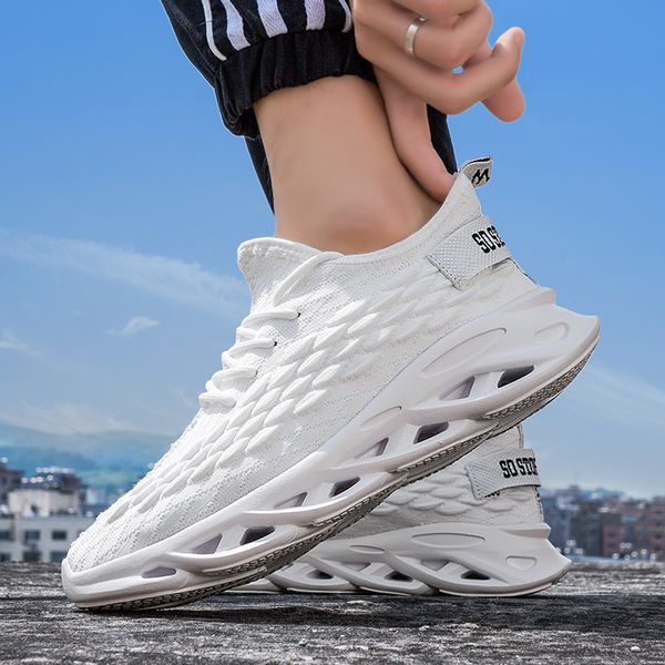new running men sneakers wear resistant hollow sole walking shoes summer flying weaving sports shoes zapatillas hombre deportiva
new running men sneakers wear resistant hollow sole walking shoes summer flying weaving sports shoes zapatillas hombre deportiva