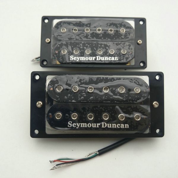 Seymour Duncan Alnico5 пикапы электрогитара хамбакер пикапы 4C 1 комплект черный
Seymour Duncan Alnico5 пикапы электрогитара хамбакер пикапы 4C 1 комплект черный