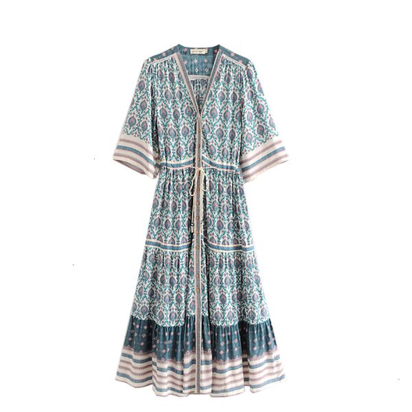 woman clothing women dresses women floral print bat sleeve beach long bohemian maxi dress ladies v neck tassel summer dress vestidos, Black;gray
woman clothing women dresses women floral print bat sleeve beach long bohemian maxi dress ladies v neck tassel summer dress vestidos, Black;gray
