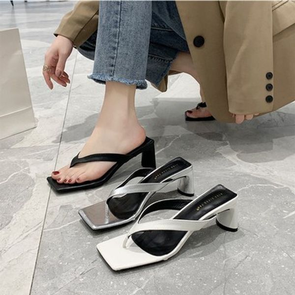 flip flops women wear 2020 new summer european and american fashion wild thick heel clip slippers, Black
flip flops women wear 2020 new summer european and american fashion wild thick heel clip slippers, Black