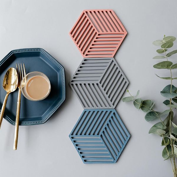 chic силиконовых coaster кубок шестигранной маты pad теплоизоляционный чаша placemat home decor desktop экологичный японский простой 1pcs
chic силиконовых coaster кубок шестигранной маты pad теплоизоляционный чаша placemat home decor desktop экологичный японский простой 1pcs