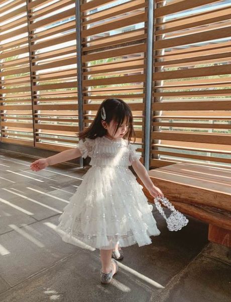 girl sequins dress 2020 summer new girl princess dress fluffly tulle tiered dress fairy skirt kids clothes sc001, Red;yellow
girl sequins dress 2020 summer new girl princess dress fluffly tulle tiered dress fairy skirt kids clothes sc001, Red;yellow