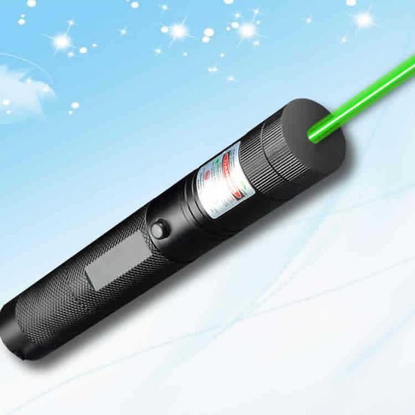 green laser pointer pen adjustable focus lit match leisure 303 keyed star 22mmx158mm (not included battery) 20pcs/lot
green laser pointer pen adjustable focus lit match leisure 303 keyed star 22mmx158mm (not included battery) 20pcs/lot