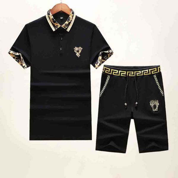 new 2020 designer tracksuit set fashion running mens tracksuit letter slim clothing track kit medusa luxury sports short sleeve suit, Gray
new 2020 designer tracksuit set fashion running mens tracksuit letter slim clothing track kit medusa luxury sports short sleeve suit, Gray