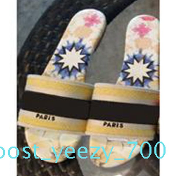 luxury designer leather blue red stripes sandals denim ladies summer flat slipper outdoor beach flip flops rainbow letters slippers b70, Black
luxury designer leather blue red stripes sandals denim ladies summer flat slipper outdoor beach flip flops rainbow letters slippers b70, Black