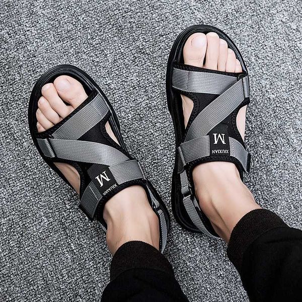 new 2020 fashion trend summer man beach sandals gladiator men's outdoor shoes roman men casual shoe flat shoes size 38-44, Black
new 2020 fashion trend summer man beach sandals gladiator men's outdoor shoes roman men casual shoe flat shoes size 38-44, Black