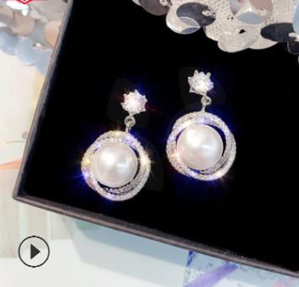 2019 new fashion paragraph selling earrings shining pearl circle stud earrings big pearl earrings for women, White
2019 new fashion paragraph selling earrings shining pearl circle stud earrings big pearl earrings for women, White