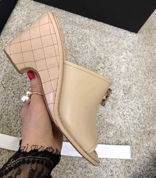 2018 модная дизайнерская женская обувь туфли на высоких каблуках сандалии женские
2018 модная дизайнерская женская обувь туфли на высоких каблуках сандалии женские