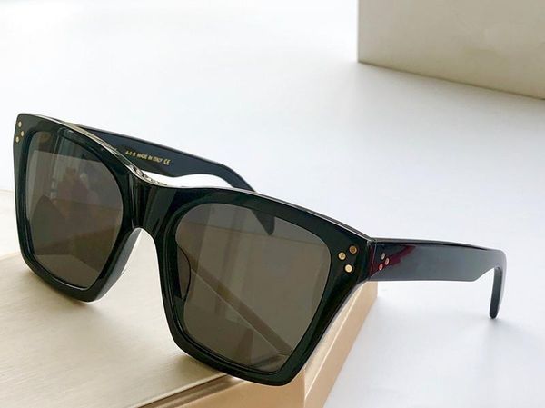 4s090 модельер солнцезащитные очки для womens квадратная рамка новые солнечные очки простой атмосферу дикого типа uv400 защиты объектива очк, White;black
4s090 модельер солнцезащитные очки для womens квадратная рамка новые солнечные очки простой атмосферу дикого типа uv400 защиты объектива очк, White;black